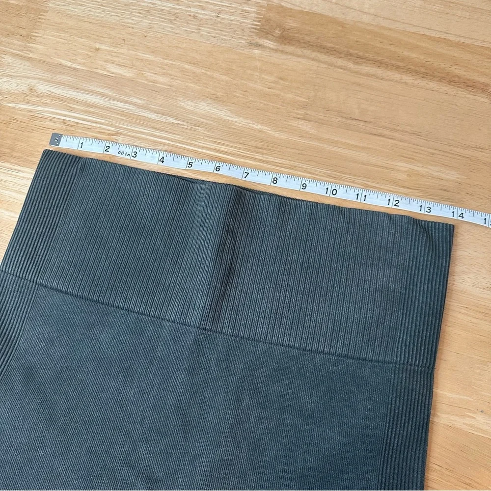 SPANX Compression Legging Size XL Gray / Green Seamless Yoga Slimming Pant - Picture 8 of 8